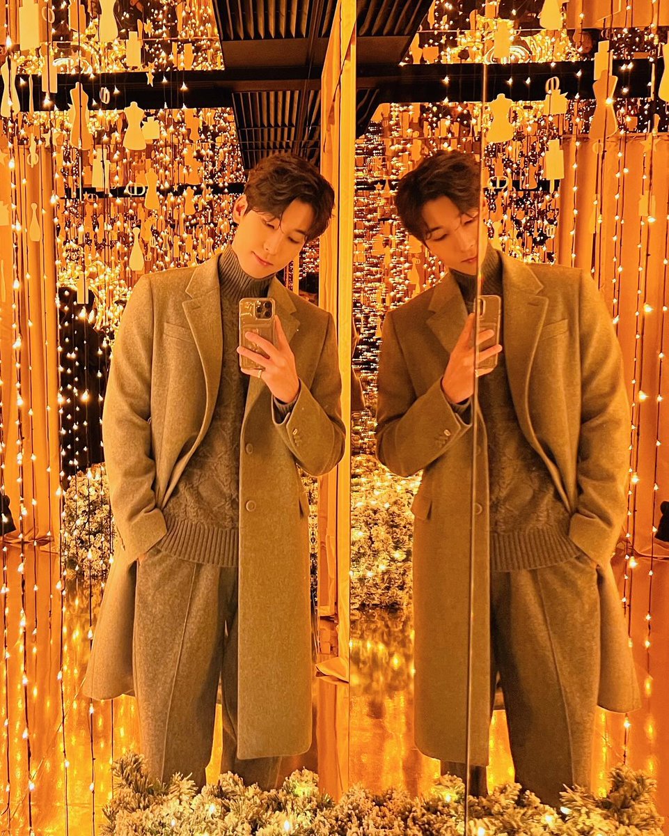 wonwooszone's tweet photo. 231208 everyone_woo ig post https://t.co/B0pP57gQdT