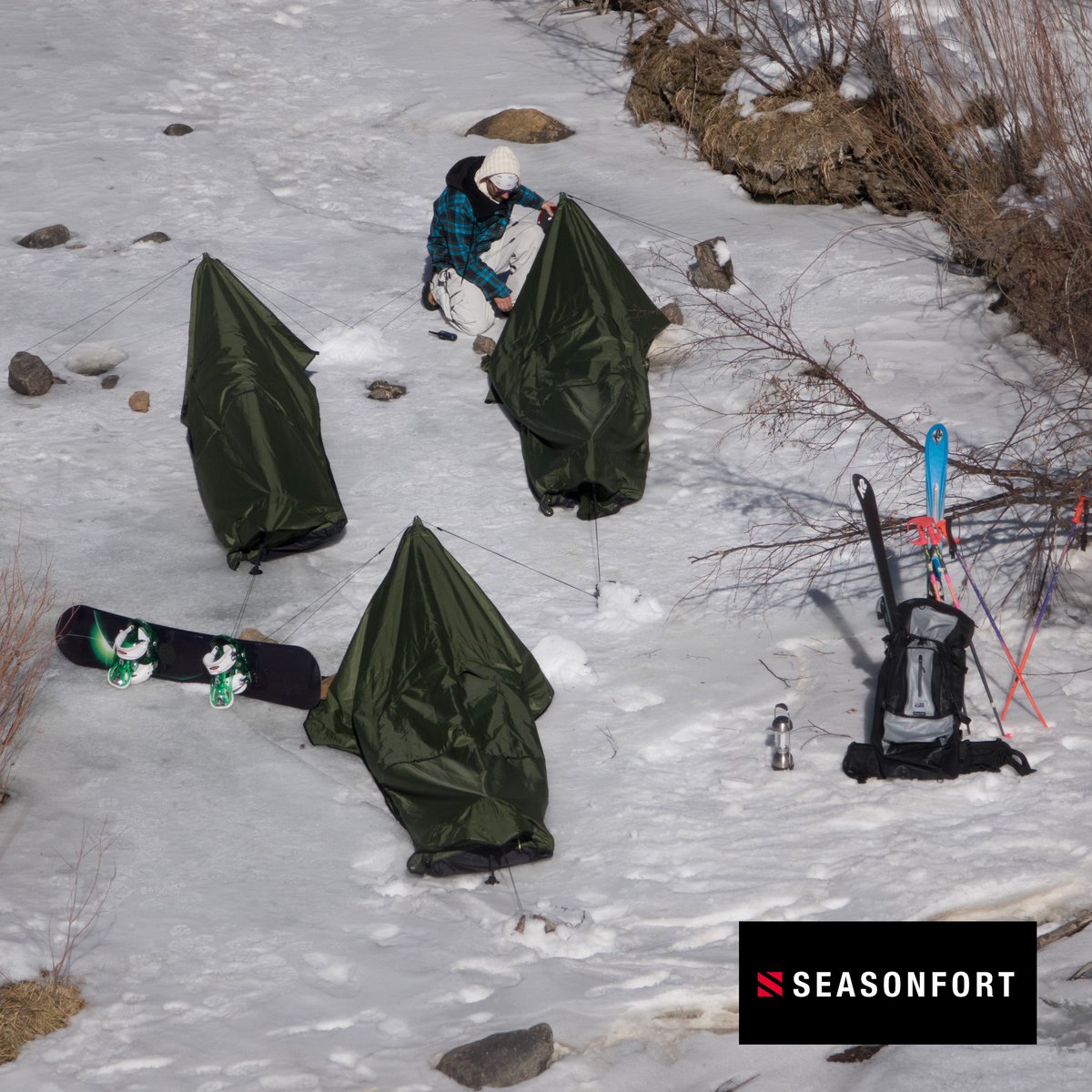 Whether it's a snowstorm, emergency, or crashing at a friend's place after a party, the SEASONFORT Backpack Bed is your all-in-one solution. Not built to a price, but built to last. Spend more time outdoors and less time packing and unpacking! #ReadyForAdventure #SEASONFORT