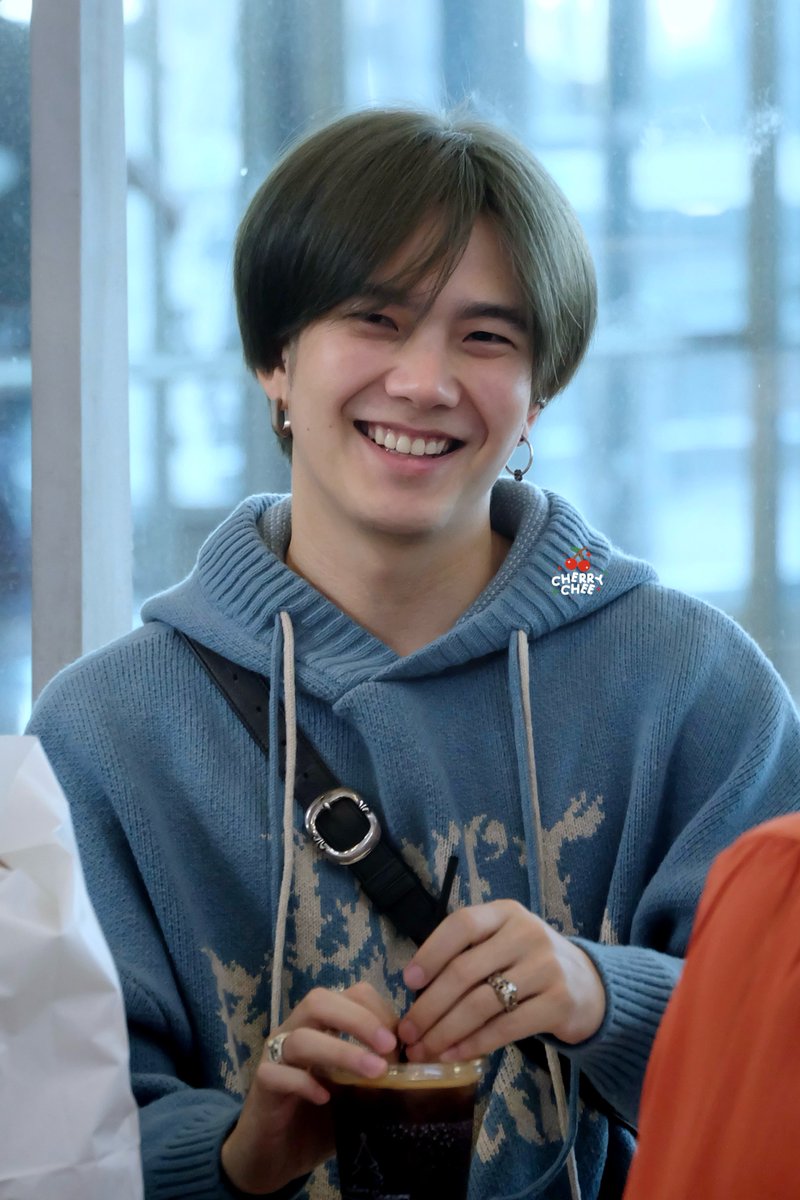 รอยยิ้มหวานของเจ้าหนู 💙😘 

BUILD ROAD TO TAIPEI D1
യ #BuildJakapan #Beyourluve ꕤ  
 ૮₍´｡ᵔ 🐽 ᵔ｡`₎ა <a href="/JakeB4rever/">BIU.</a> ♡