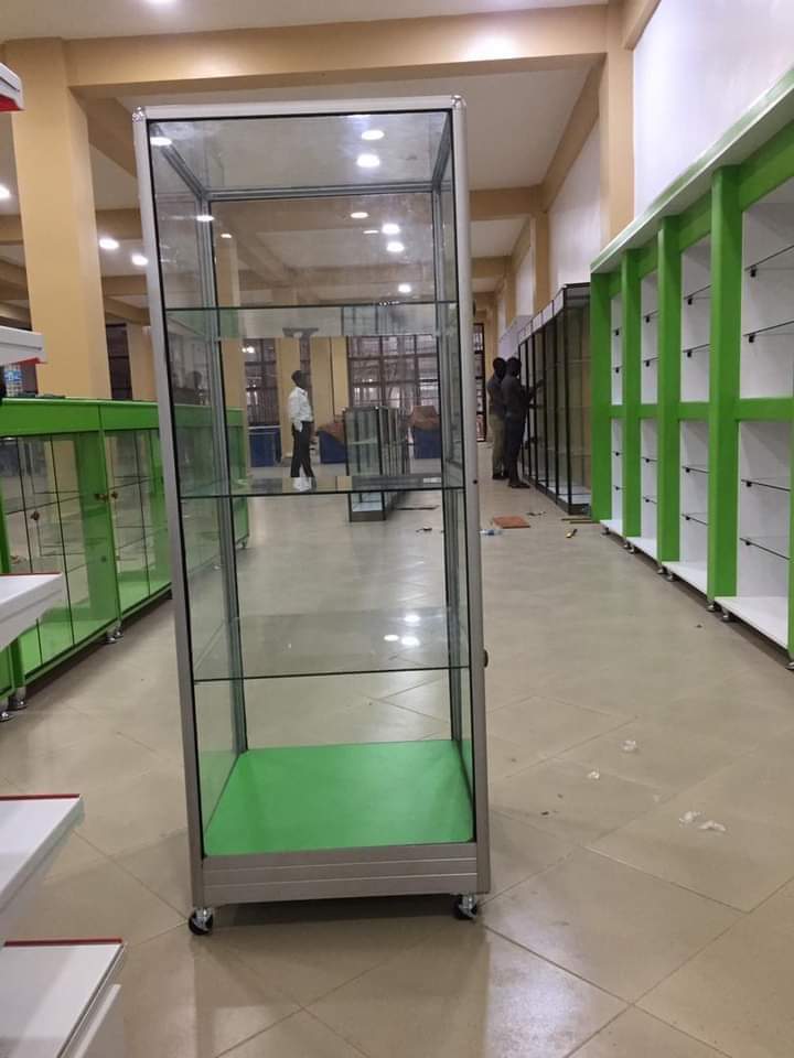 glass_ky's tweet photo. @wekesa_amos @Ugandalodgesltd Aluminum displays or office partitions?  We do more with aluminum.
Windows ,doors,  sound proof cabins e.t.c

Lets talk call +256 758 152 393 https://t.co/IYOZcS8OhZ