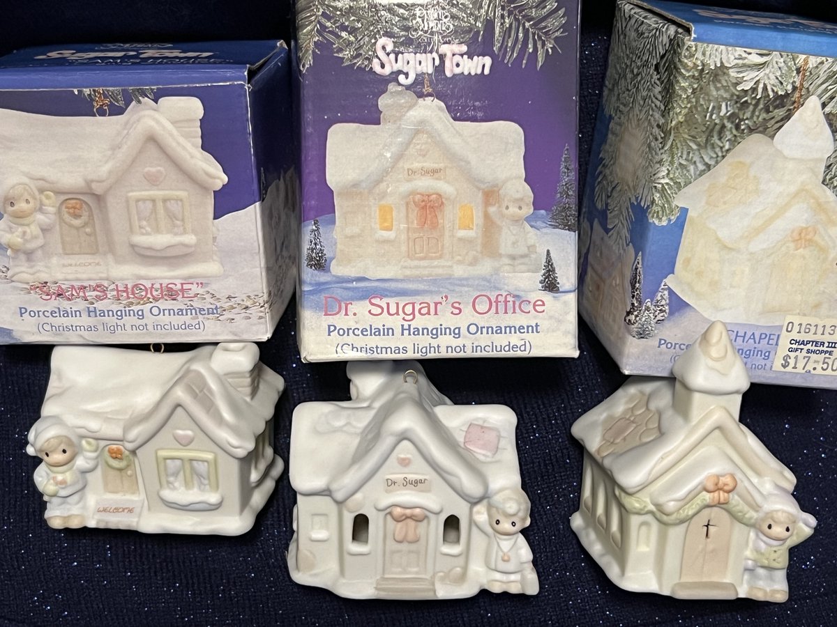 VINTAGE #PreciousMoments Sugar Town #Ornament SET of 3 FREE SHIP 
#Vintage90s #Collectibles #sugartown #chapel #christmasvillage #enesco #ornaments #christmascollectibles #Giftideas #vintagegifts #religiousgifts #giftable #holidaygifts #christmasgifts

ebay.com/itm/2665219505…