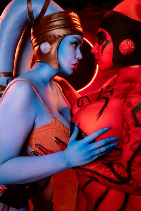 Star Wh0res Episode II - Revenge of the DICK is out now on both of our 🌶️ pages!!🖤 @omystephanie https://t