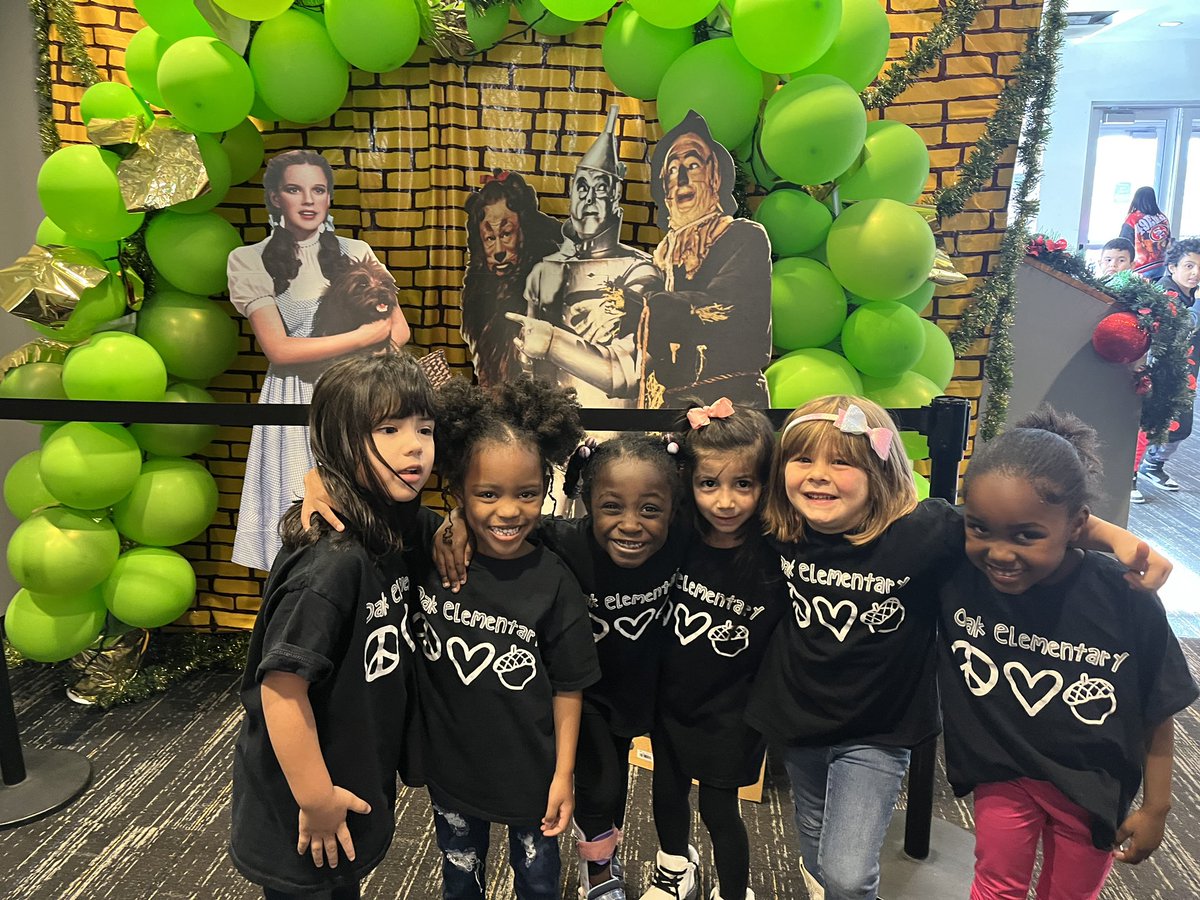 We had a great time at <a href="/playhouseots/">PlayhouseontheSquare</a>. The Wizard of Oz was excellent and the kids loved talking to the actors during the "talk back".  #OESRams