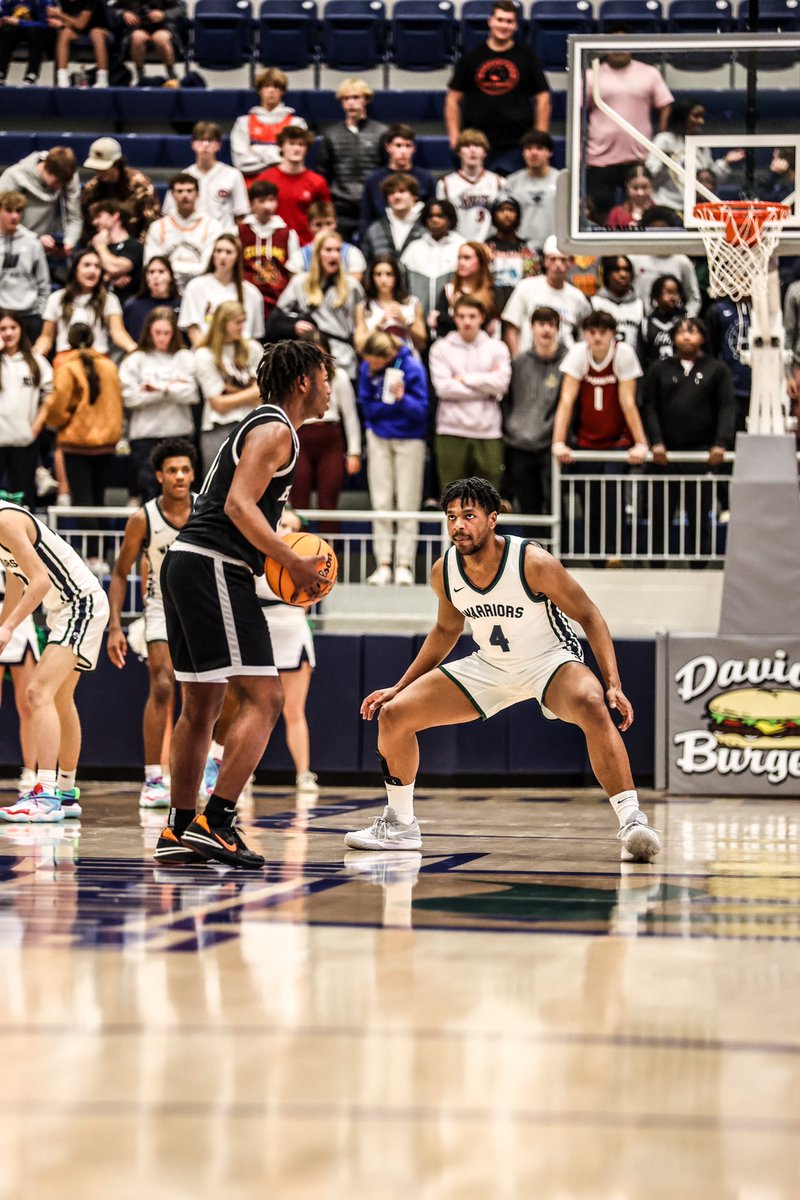 Game photos from LRCA’s 75-51 win over LR Hall on Tuesday night. The Warriors are 5-0 &amp; ranked 25th in Maxpreps top 25 high school teams! @Nexupsportsnu