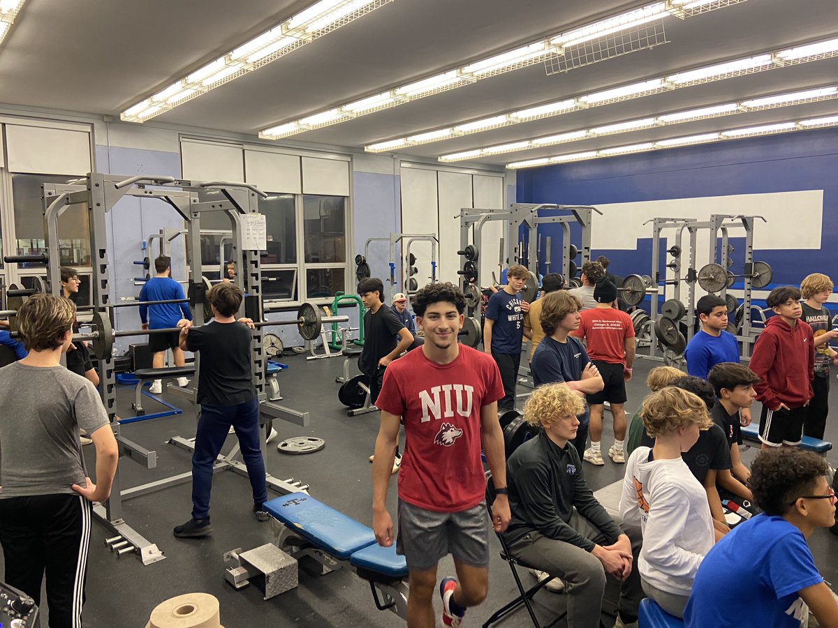 Taft High School Baseball (@taftbaseballchi) on Twitter photo Stretching, sprint work, strength and conditioning with 45 freshmen-seniors at Taft this afternoon for 90 minutes this afternoon. Great turnout for December 7th, and don’t forget the American lives that were lost in Pearl Harbor 82 years ago. <a href="/TaftHSAthletics/">Taft Athletics</a> Stretching, sprint work, strength and conditioning with 45 freshmen-seniors at Taft this afternoon for 90 minutes this afternoon. Great turnout for December 7th, and don’t forget the American lives that were lost in Pearl Harbor 82 years ago. <a href="/TaftHSAthletics/">Taft Athletics</a>