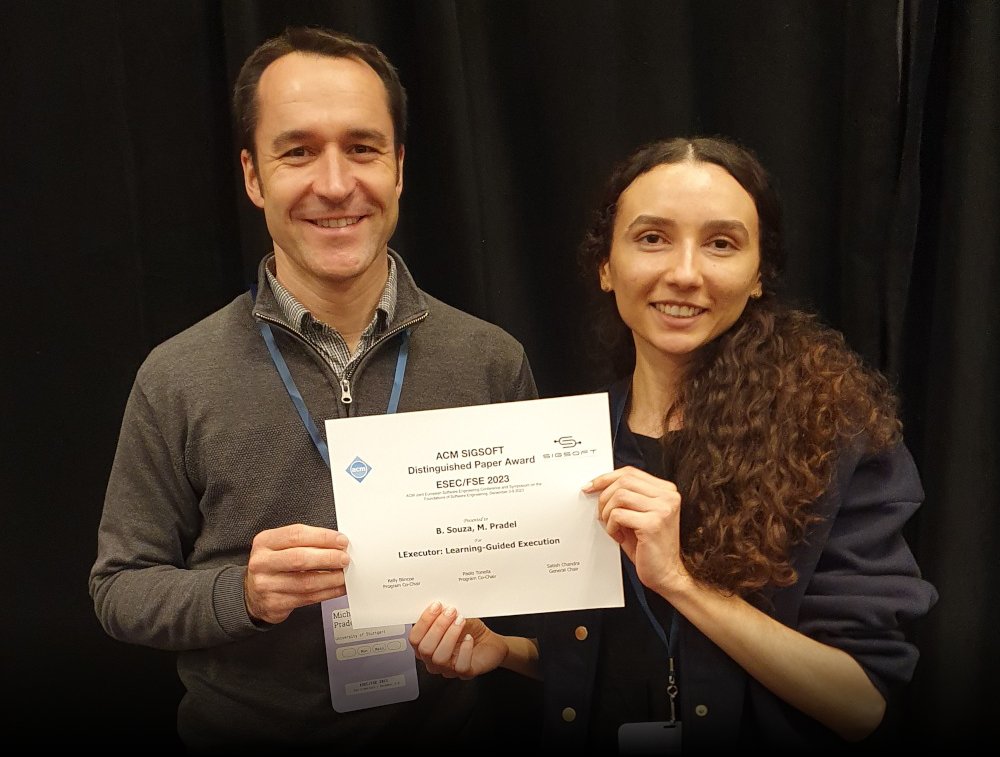 InformatikStuttgart (@informatikstutt) on Twitter photo An #FSE2023 "Distinguished Paper Award" goes to Beatriz Souza and Prof. Michael Pradel from <a href="/Uni_Stuttgart/">Uni Stuttgart</a> for their paper „LExecutor: Learning-Guided Execution“.
2023.esec-fse.org/details/fse-20…
Find out more here: software-lab.org/publications/f… An #FSE2023 "Distinguished Paper Award" goes to Beatriz Souza and Prof. Michael Pradel from <a href="/Uni_Stuttgart/">Uni Stuttgart</a> for their paper „LExecutor: Learning-Guided Execution“.
2023.esec-fse.org/details/fse-20…
Find out more here: software-lab.org/publications/f…