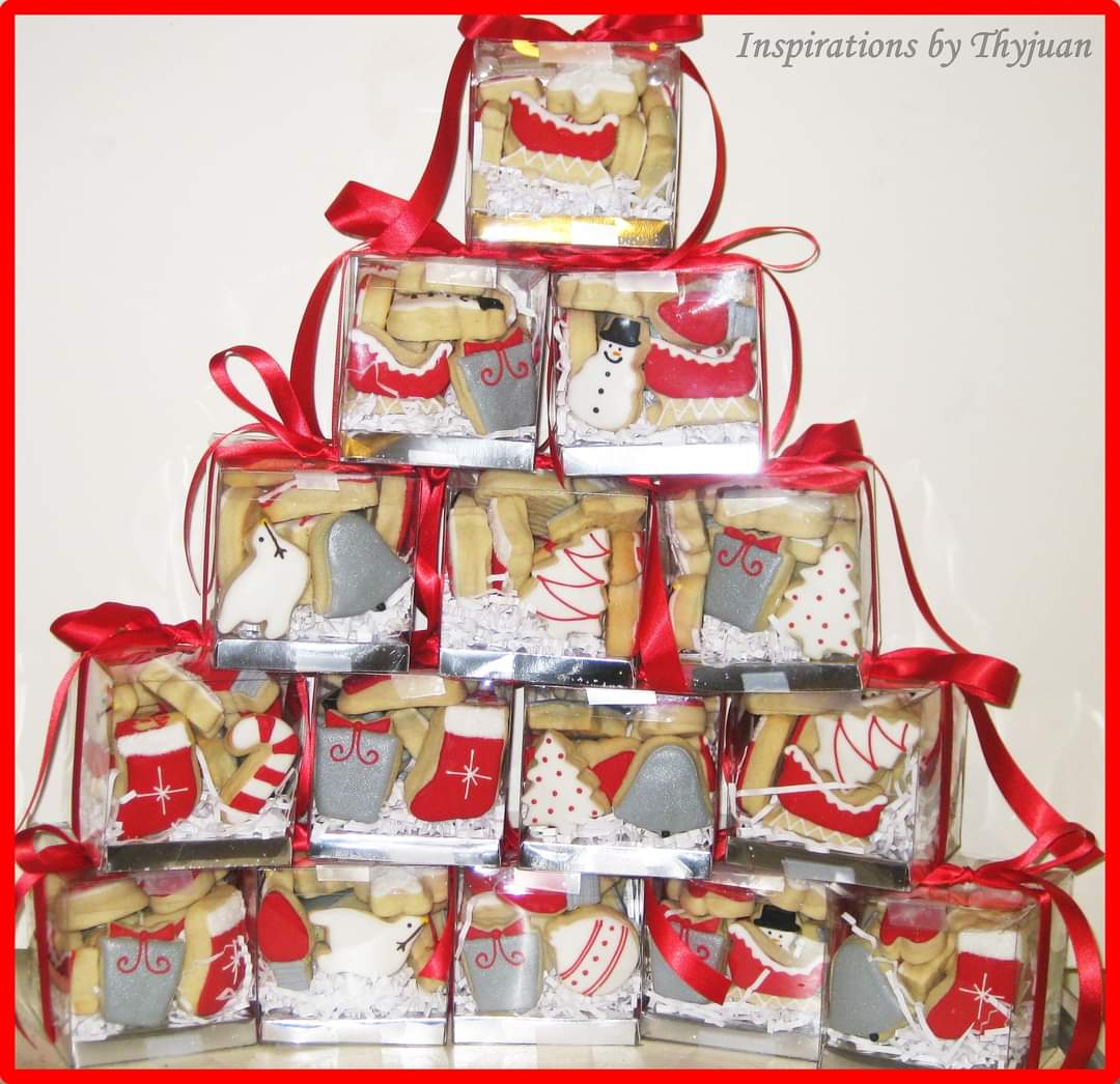 Holiday Party Cookie Gifts
#holidaypartygift 
#officepartygift 
#corporategifts 
#businessgift 
#cookiegift