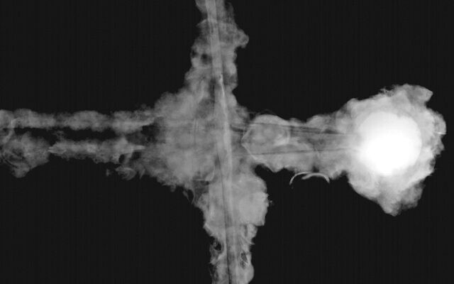 Xrays reveal details about the 12th or 13th century Crusader sword found by a diver in Israel in 2021: timesofisrael.com/sword-overboar…