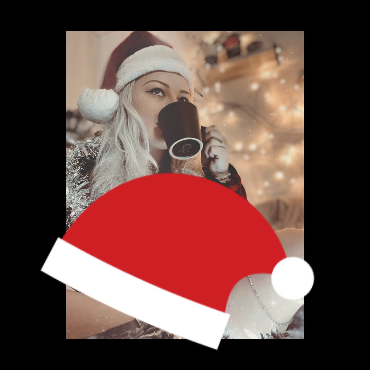 Full LEWD set on #Fansly. 
A few pictures on #OnlyFans. 

Links in bio 🎄