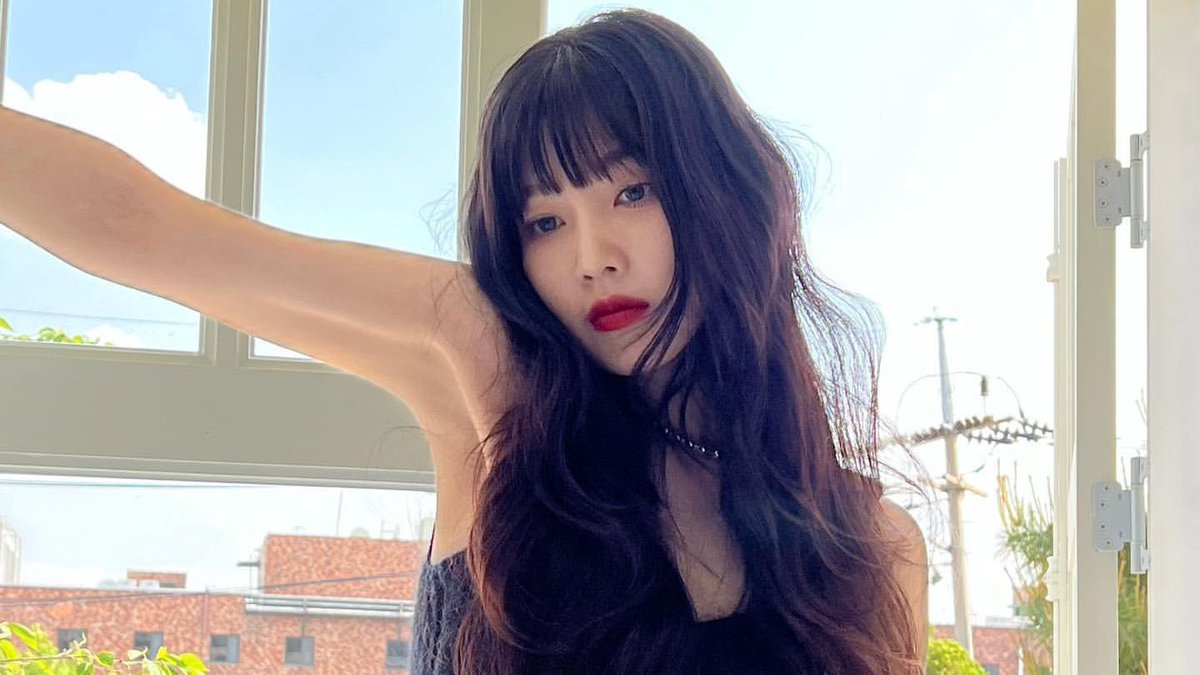 psycho__zone's tweet image. estrenando labial y los #fo͜͡revᥱr·𝕥u𝕟ēs porque esta #𝐜hr𝕚stmā𝕤ーsᥱa𝐬o͜͡n tiene temática de regalos y obviamente el #𝐬āvagᥱ가다·rēt𝕦rn es uno de ellos. ¡muchas gracias a @savegecore por tan bonita canción para estas fechas! 

𝚖iss ⊹ dy𝚗ami𝚝e, #𝙰męlia ੭