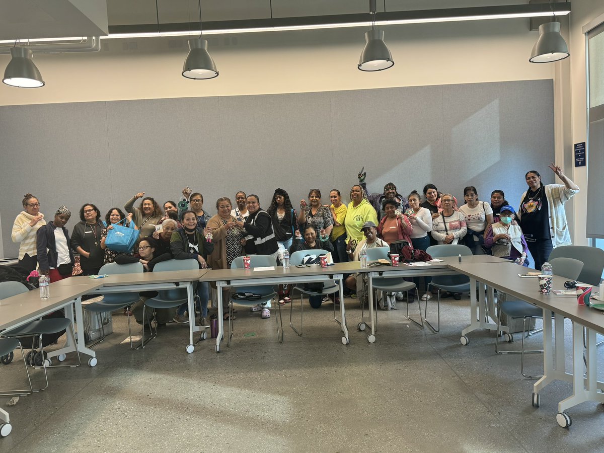 sistersofwatts's tweet photo. @sistersofwatts community meeting today. Today topic was #stress !! Thank you to everyone who supported #sistersofwatts meeting this year!! Next month topic will be financial literacy. https://t.co/2jKblQv8TT