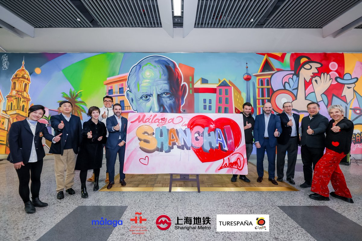 ShLetsMeet's tweet photo. 👨🎨 Shanghai's Metro stations will feature cool #graffiti works of #Picasso and his hometown #Málaga!
Inspired by the Spanish #art master, and the scenic views of Málaga and #Shanghai, Spanish artist Eduardo Luque, aka #Lalone, will create three murals at Xintiandi, Jiao Tong University and Longyang Road stations. The one at Longyang Road Station will be on permanent display. Check them out during your daily commute!
@malaga @pacodelatorrep @InstCervantes @EmbEspChina @ConsulChinaBcn @spain