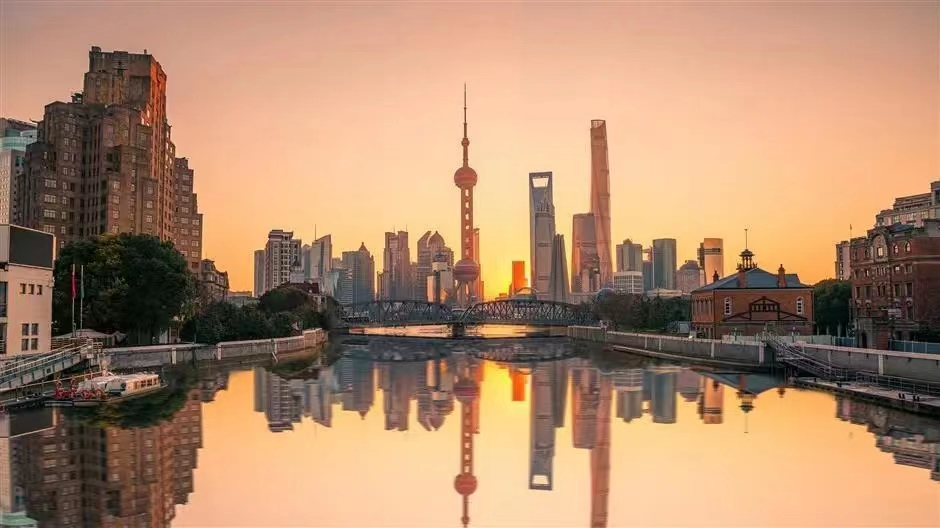 weshinejoy's tweet image. We all try to figure out how to differentiate ourselves from competitors, industries, crowd information, and things we want to stand out from. #@me for translation/interpretation/travel services. #OnlineTranslation #ConsecutiveInterpretation #SimultaneousInterpretation