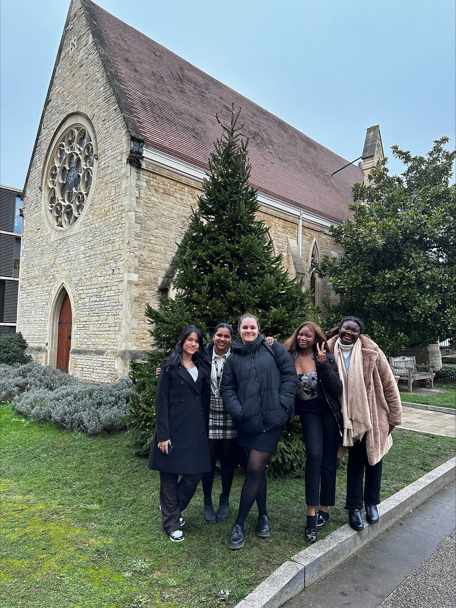 #year12 <a href="/bhfcs/">Blessed Hugh Faringdon Catholic School</a> #alevel #philosophyandethics students meet Dr Daphne Hampson, key feminist theologian, at a fantastic lecture day <a href="/oxford_uni/">Oxford University</a> #nihilnisideo #aimhigh #sixthform