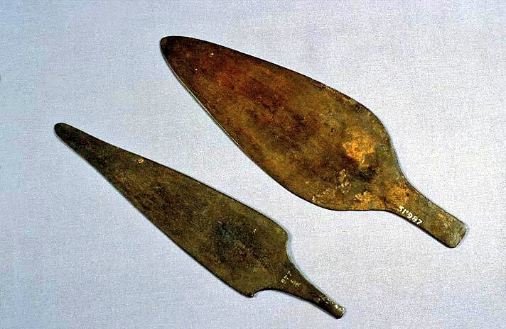 GemsOfINDOLOGY's tweet photo. Arrow heads used by peaceful #IVSC people for baking chapati 😁
#sarcasm #Archaeology https://t.co/niJaevwyc3