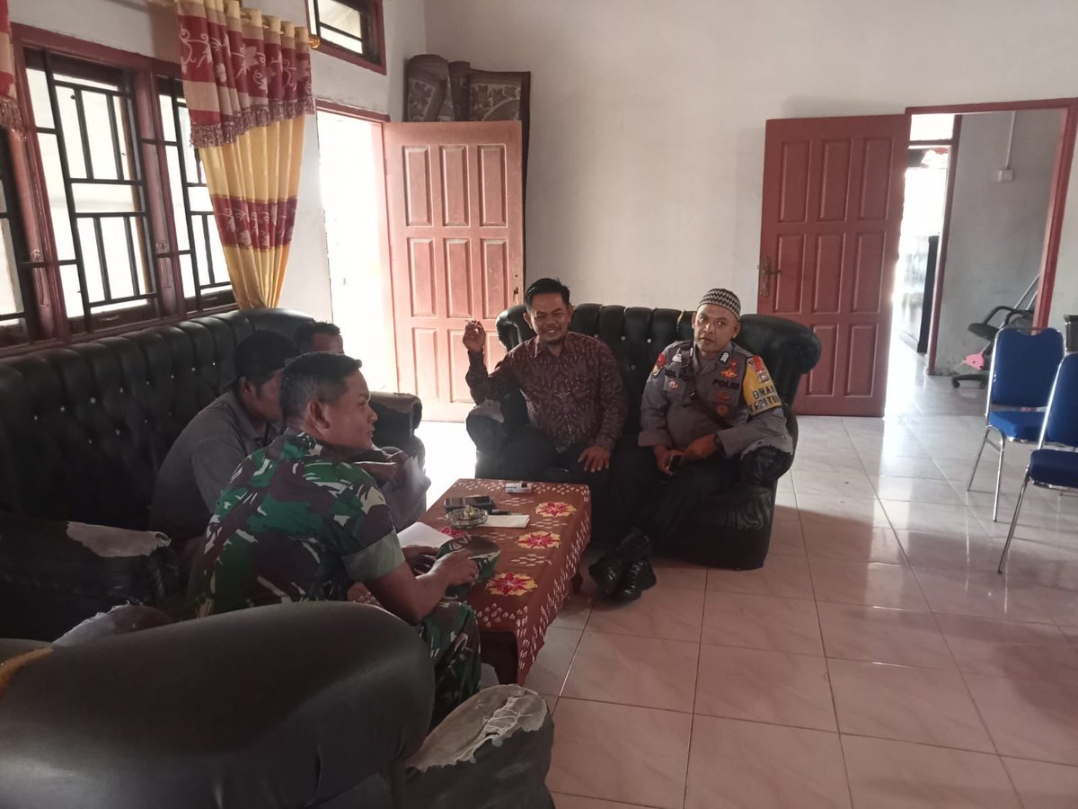 TrRadja's tweet image. #QUICKWINSPRESISIPOLRI
#JUMATCURHAT
#POLRESPASAMANBARAT