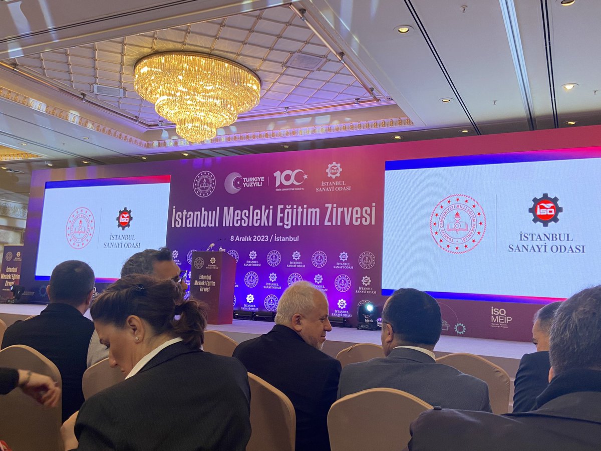 🔹Millî Eğitim Bakanlığımız ve İstanbul Sanayi Odası iş birliğiyle düzenlenen "İstanbul Mesleki Eğitim Zirvesi" Bakanımız Sayın Yusuf Tekin'in teşrifleriyle bugün İstanbul'da gerçekleşiyor. 

<a href="/tasci44/">Mehmet Taşcı</a>