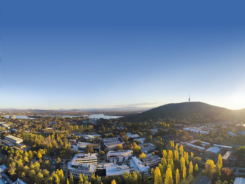 Job Alert 🚨 TWO postdoc positions in observational #seismology at @anuearthscience in beautiful Canberra 🦘 Details & apply here: bit.ly/seismologypost… Happy to chat at #AGU23 next week. Send me an email, DM, or catch me at my poster on Monday morn (T11D-0210) 🧵 1/2