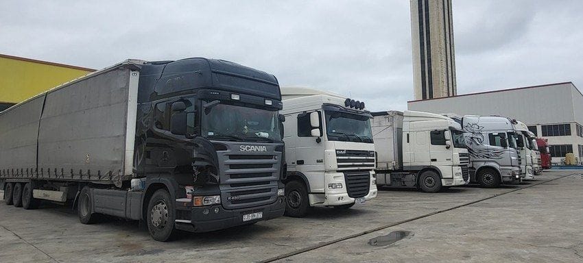 ikisahilnews's tweet image. 🇦🇿🇺🇦 #Azərbaycan Ukraynaya içərisində 551 min metrdən çox elektrik kabelləri və naqilləri, həmçinin 6 ədəd komplekt #transformator məntəqəsi olan 20 TIR-dan ibarət #humanitar yardımın növbəti hissəsini bu gün göndərib.