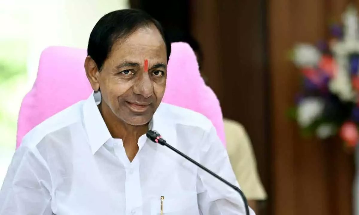 IrfanshaikV's tweet photo. నిన్ను బద్నాం చెయ్యనికే ఆట మొదలు పెట్టిండ్రు ఆంధ్ర పాలకులు  
తెలంగాణ ప్రజలకు విన్నపం కేసీఆర్‌కు వ్యతిరేకంగా వినవద్దు✖️ ఇది ఆంధ్ర పాలకులు ముందే ప్లాన్ చేసిన్రు https://t.co/N9OTTXETov