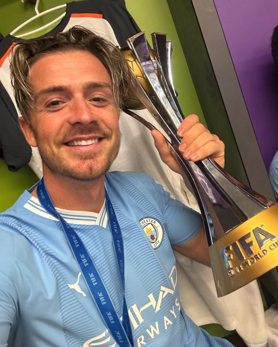 JackGrealish's tweet image. Champions of the World 🩵 

What a club 🩵🩵🩵🩵🩵 @ManCity