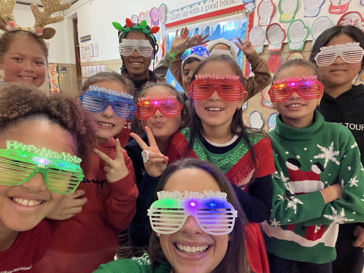 See everyone in 2024!❤️ <a href="/polk_street/">Polk Street School</a> #WeAreFranklinSquare