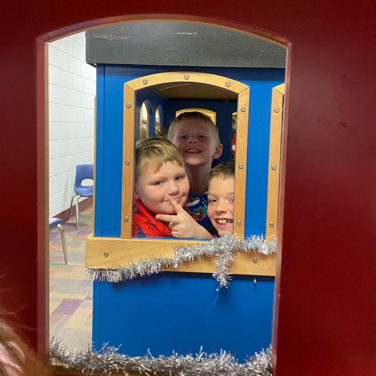 Clarks Creek Elem. tweet media