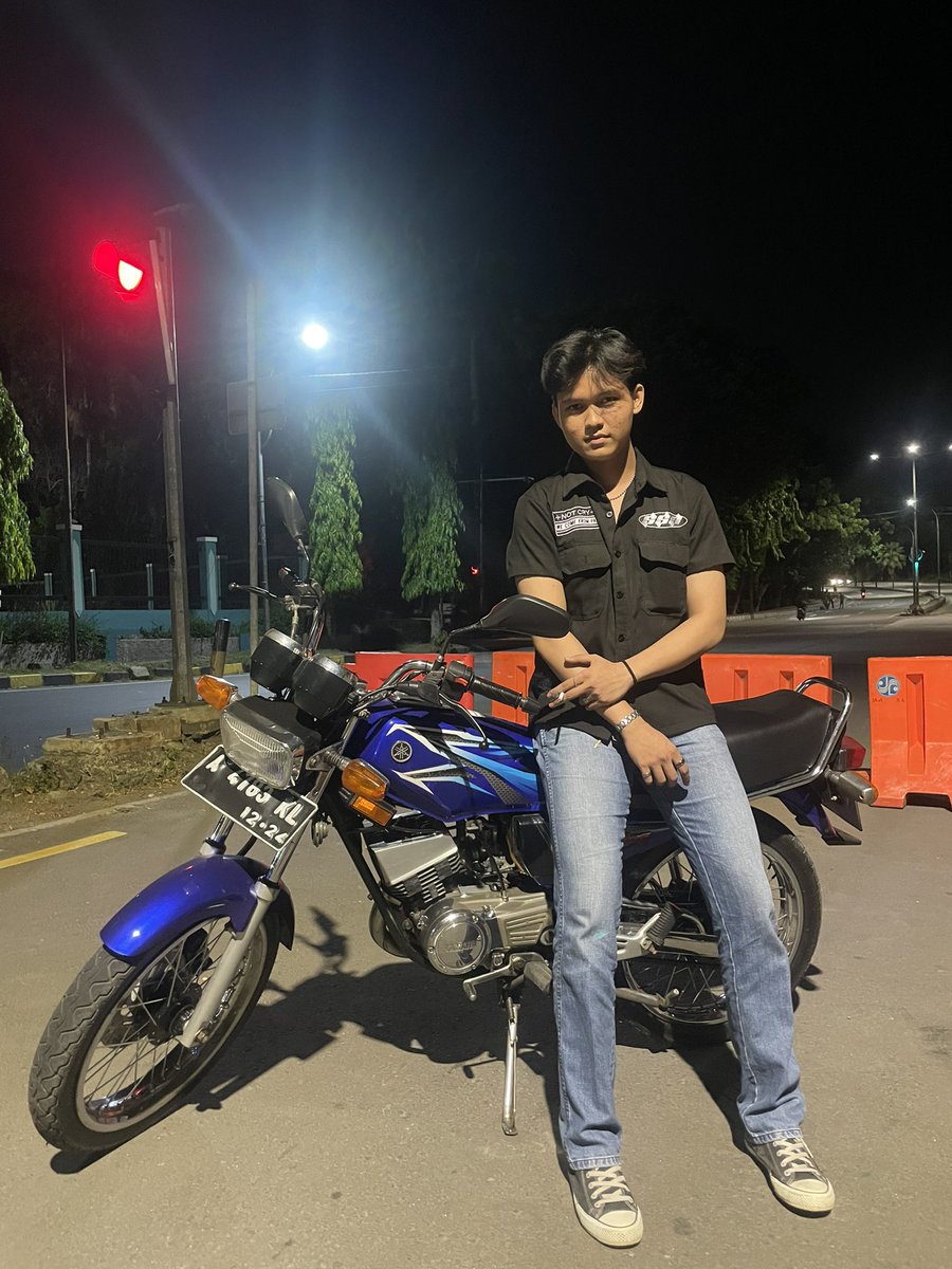 F A J A R tweet media