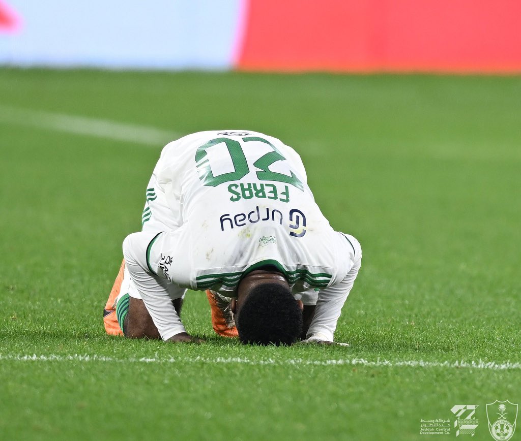 اللهم لك الحمد 💚 ⚽️ 💪 نسعى لاسعادكم دائماً بمشيئة الله 💚🙏 #الاهلي_الحزم