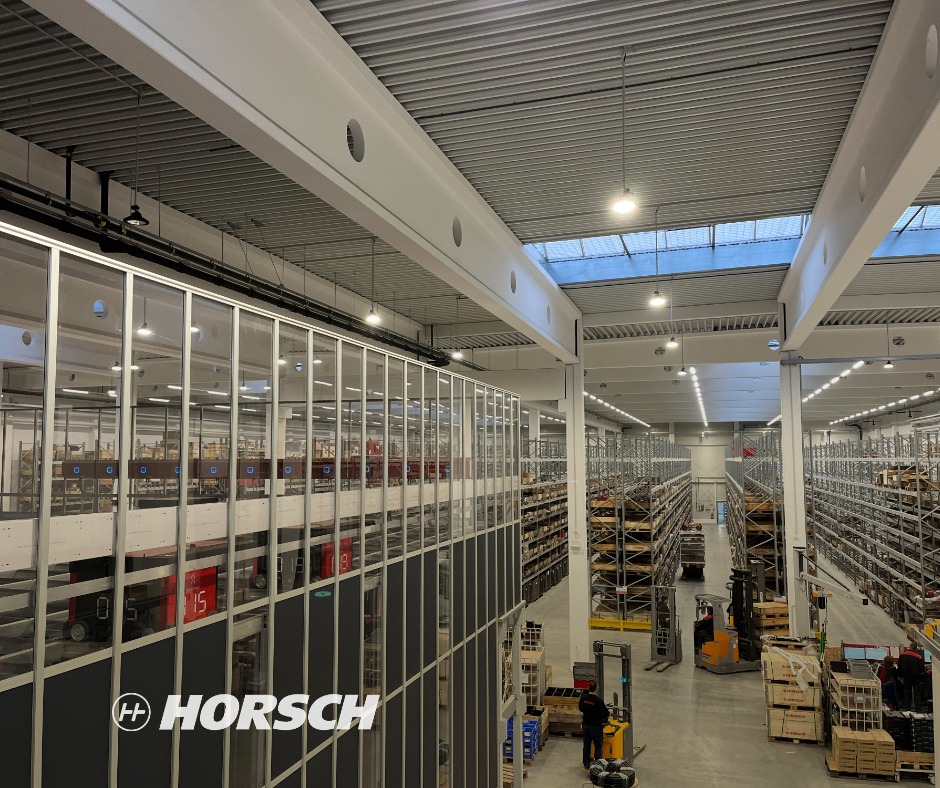 HORSCHMaschinen's tweet photo. Landau: Construction site update 

Our site in Landau is being expanded! 
New buildings on an area of 16 000 qm😍 
To be more precise: doubling the production area and tripling the storage area🙌 
👉New halls for production, logistics, service, new offices and social facilities https://t.co/2aw7NJ4cm2