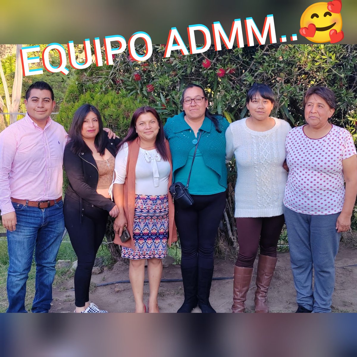 DalilaMitz's tweet photo. #CadaVezSomosMas..Solos podemos hacer poco, juntos podemos hacer mucho. Hellen Keller. #EquipoADMM, #Otzolotepec..🥰🤗 https://t.co/Y4drbSRDxe