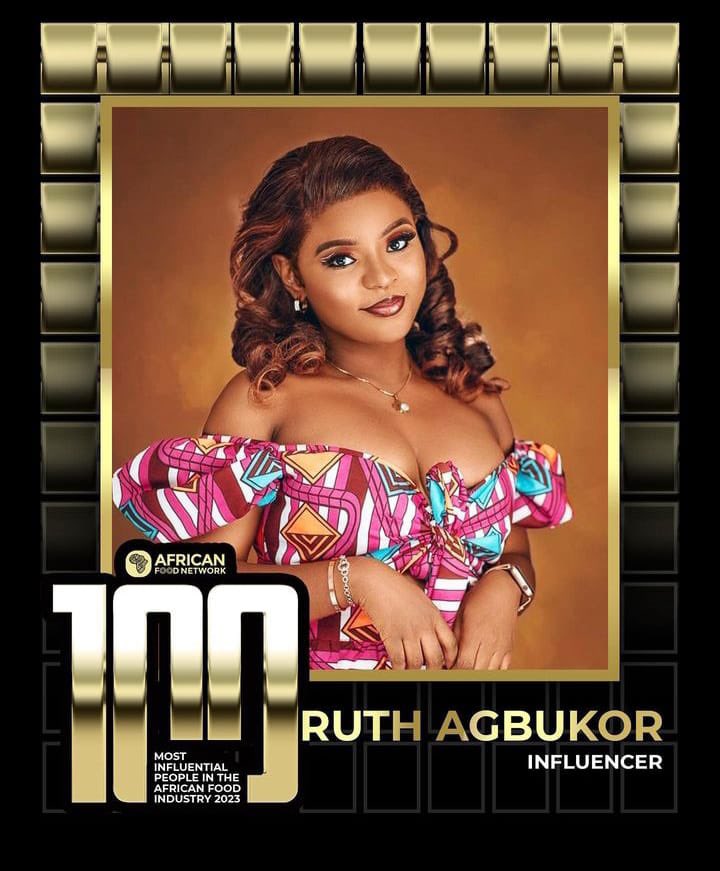 gviibez7's tweet photo. Finally, fufu paid off and she well deserves itπ
Honestly, Ruth making it to the #AFN100MostInfluential list is great for her.
She go still use like 5 wraps of fufu to celebrate this for sureπ€£ #AFN100 https://t.co/9m433HdbxW