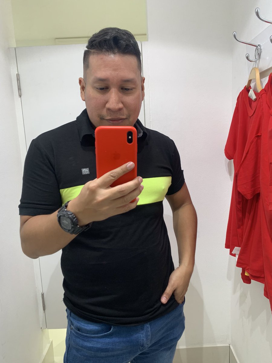 AbdielFuentes1's tweet photo. Barriguita preparada para lo que viene #comerycomer 😂🎄🎅 https://t.co/GWi6cblx3f