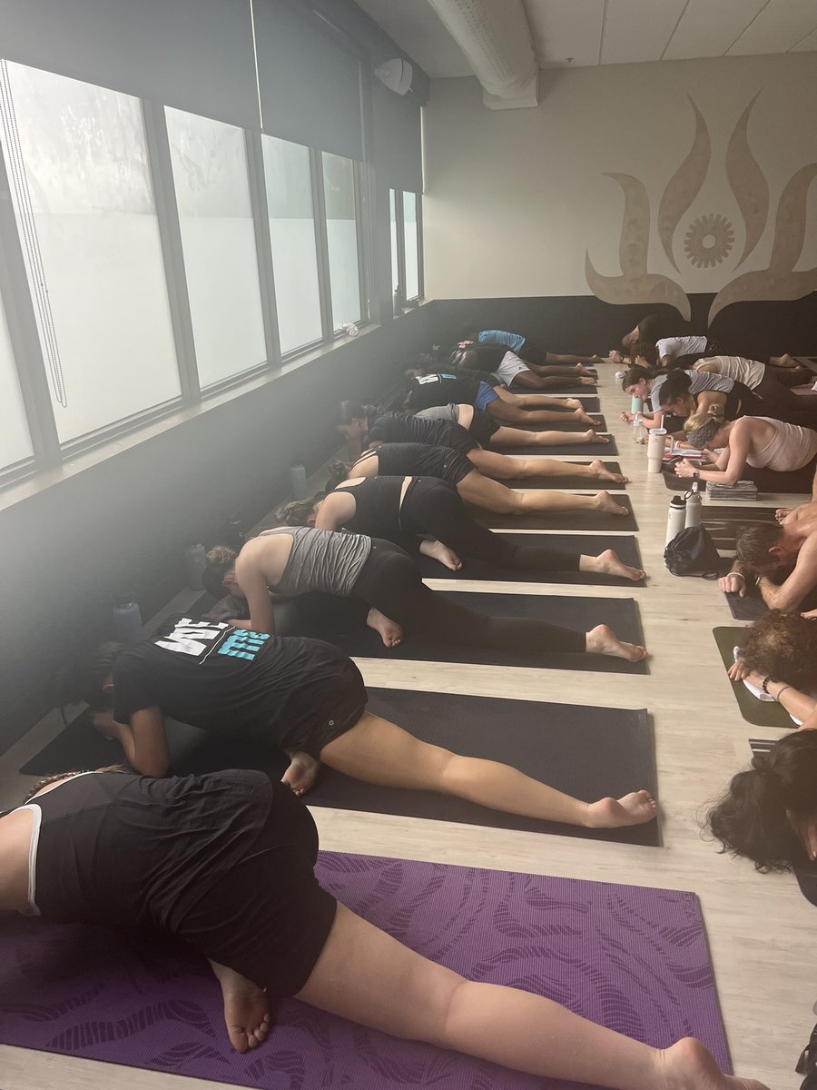 Thank you @ClevelandYoga for having us for a hot yoga session today. Feels good to take some time out to connect with our bodies and restore some balance within 🧘‍♀️