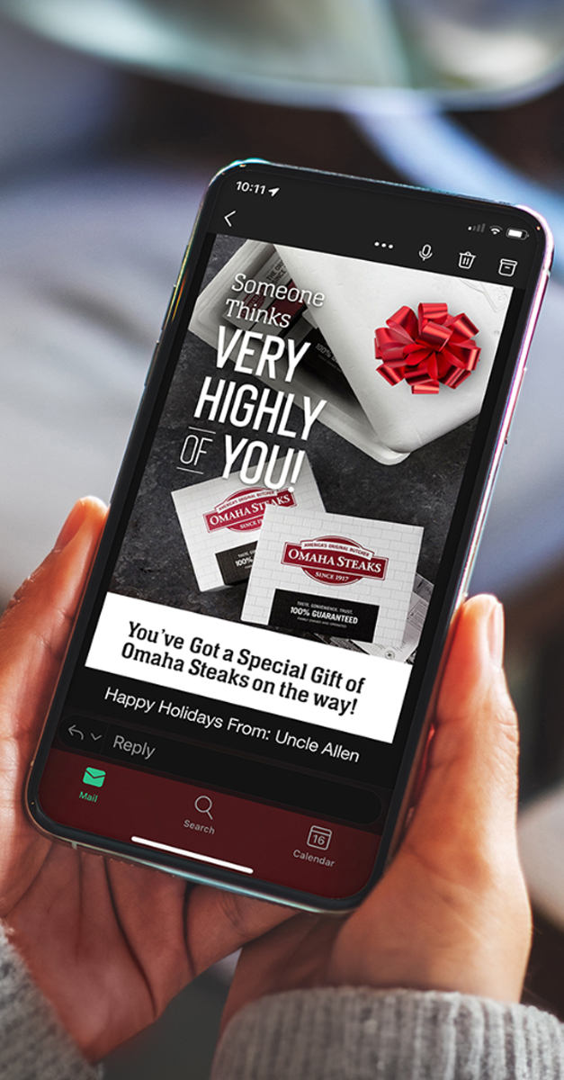 Those of you still looking for that perfect gift...it’s not too late to delight your loved ones with a gift of @OmahaSteaks . Use our innovative 'Deliver the Surprise Today' functionality at omahasteaks.com to deliver a surprise notification to their inbox TODAY.