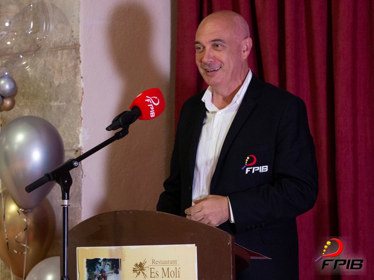 El presidente de la Federación de Padel Balear presenta el nuevo calendario tentativo de la Federación de Pádel de las Islas Baleares para 2024.

Accede a todo el mensaje aquí ➡️🔗
 fpadelib.es/comp/calendario 

@Sanzfo