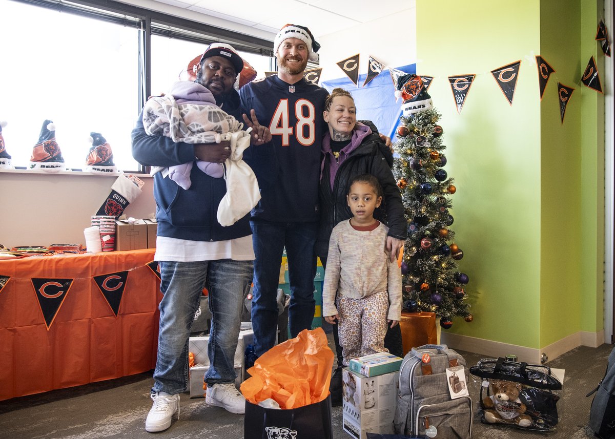 With the help of #DaBears Patrick Scales, Advocate Health Care surprised a very deserving Orland Park mother with gifts & essentials. The family welcomed a baby girl on 11/15 & tragically lost their 12-year-old son to an aggressive form of cancer one week later.