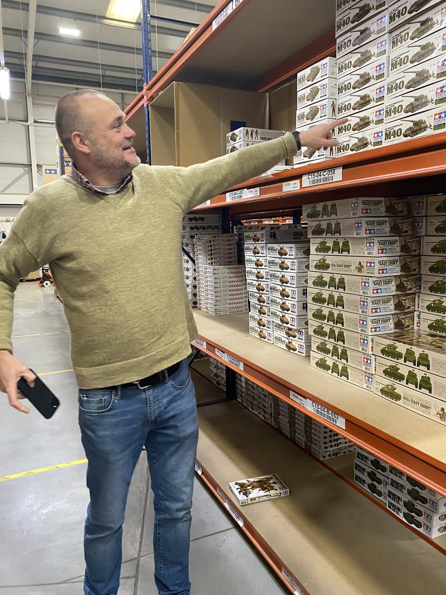 Tremendous to have @almurray in the house today. 

Impressive levels of subject knowledge and passion from a fascinating historian and modeller. 

#tamiya #wehaveways #almurray #WWII #Military