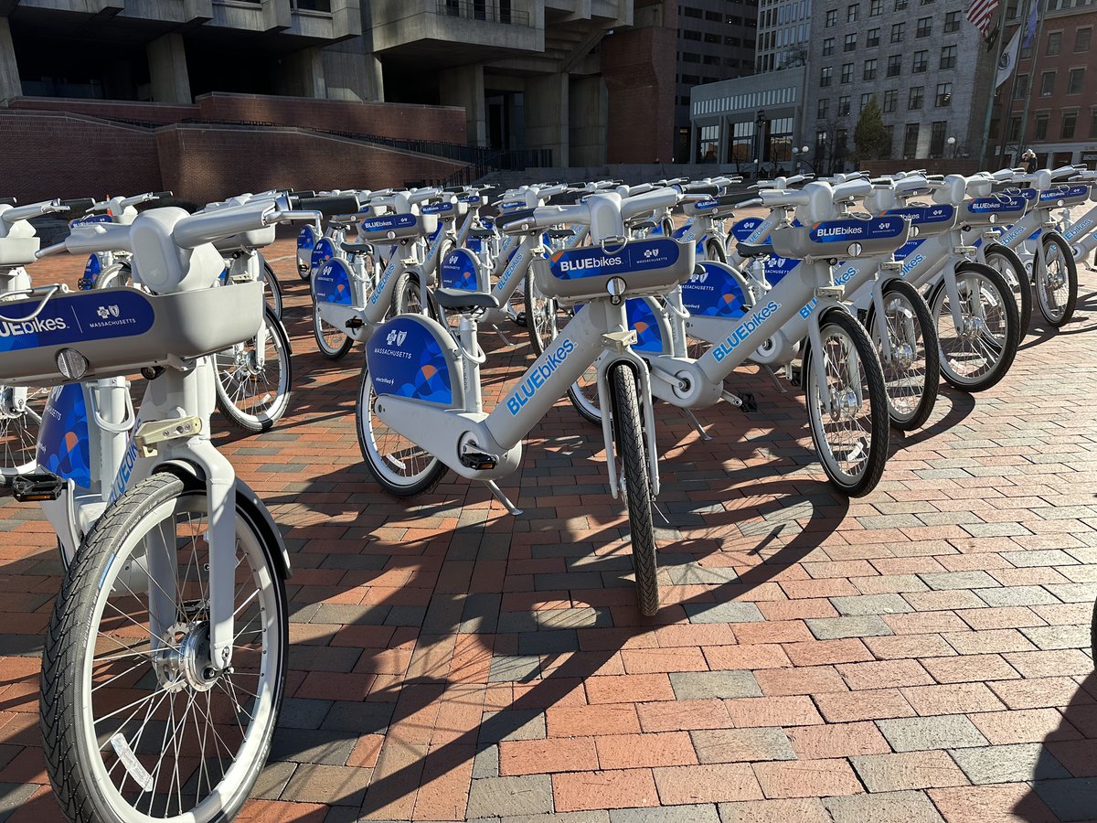 Be one of the first people in the region to rent one of the new @ridebluebikes e-bikes! The first wave of these electric bicycles were deployed this week! cambridgema.gov/news/2023/12/c…’bicyclefleet