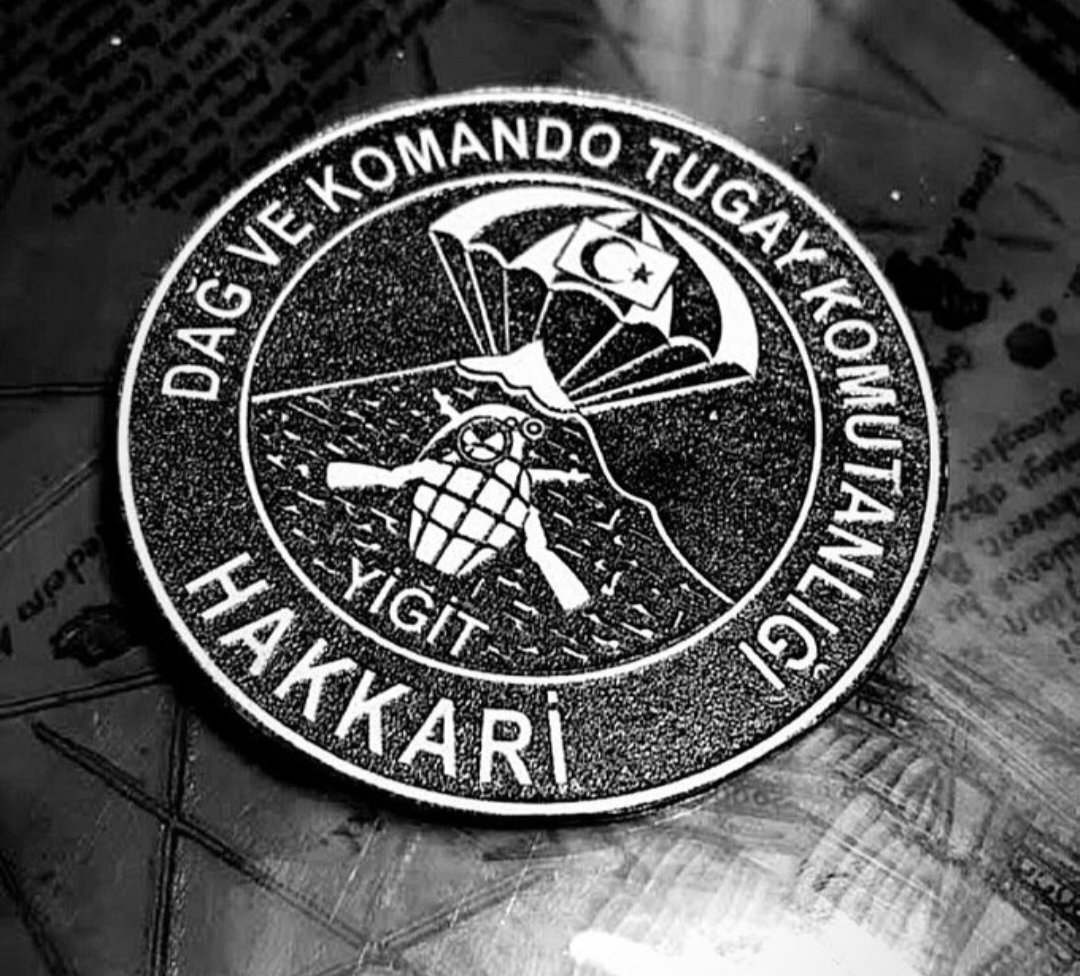 Ne bir hakemin yediği yumruk kadar gündemde olacaksınız ne de kara para aklayanlar kadar haber süreniz olacak. 
Sizleri 45 saniyeye sığdıran bizlere yazıklar olsun.
#Hakkari