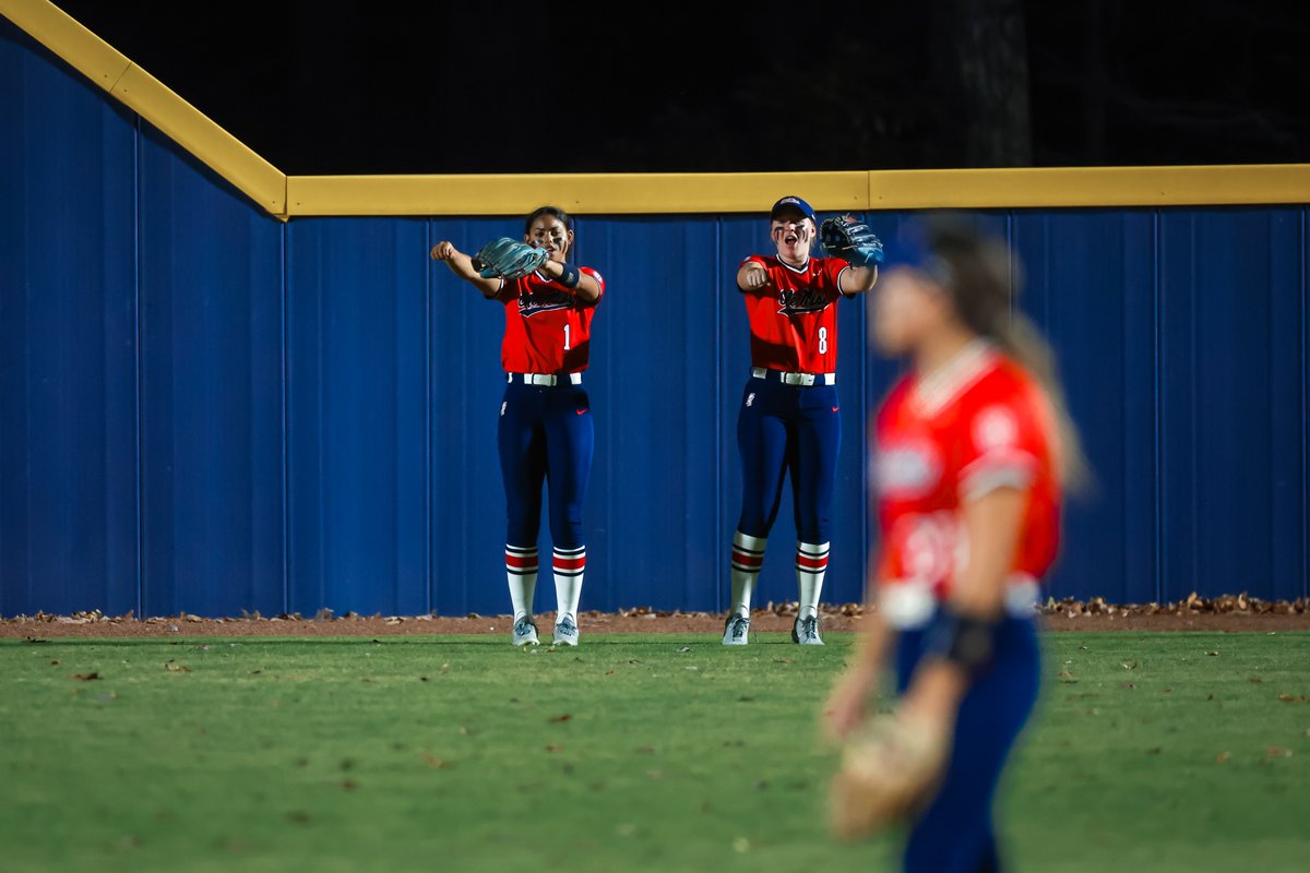 OleMissSoftball tweet picture