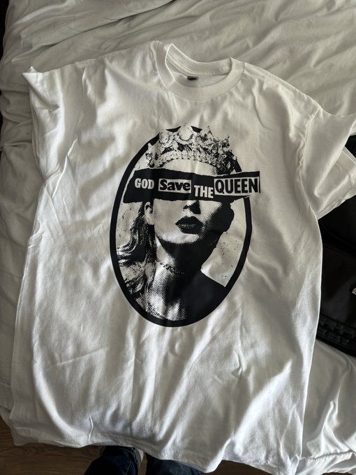 Thanks TikTok shop 🤷&zwj;♂️🫠 https://t.co/sctDMGzMst<a href="/tag/rebelmoon"class="tags"><span>#rebelmoon</span></a>