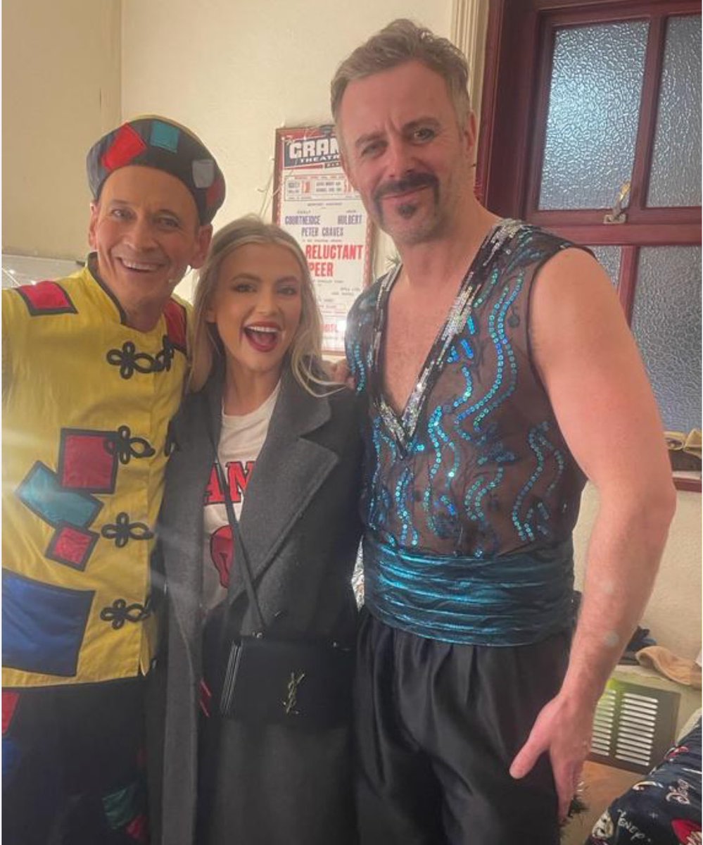 The loved Lucy Fallon (Bethany Platt in the ITV soap Coronation St.), who is a previous cast member of Blackpool's No.1 #Panto, at Blackpool’s Grand Theatre, called in to see Tom, Steve, and all the gang this week! @lufallon @tomlister @steveroylecomic @UKP_Ltd