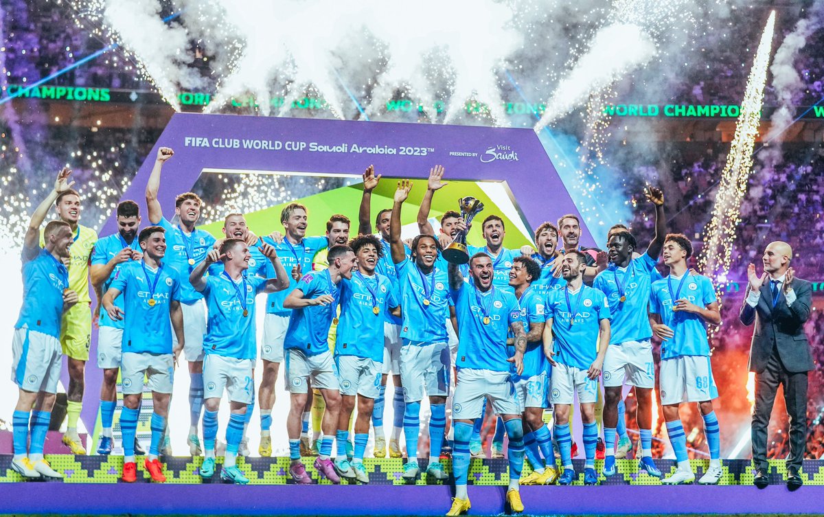 🏆 2023 yılında 5 kupa kazanan Manchester City'i futbol tarihinin en iyi takımları arasında kaçıncı sıraya yazarsınız?