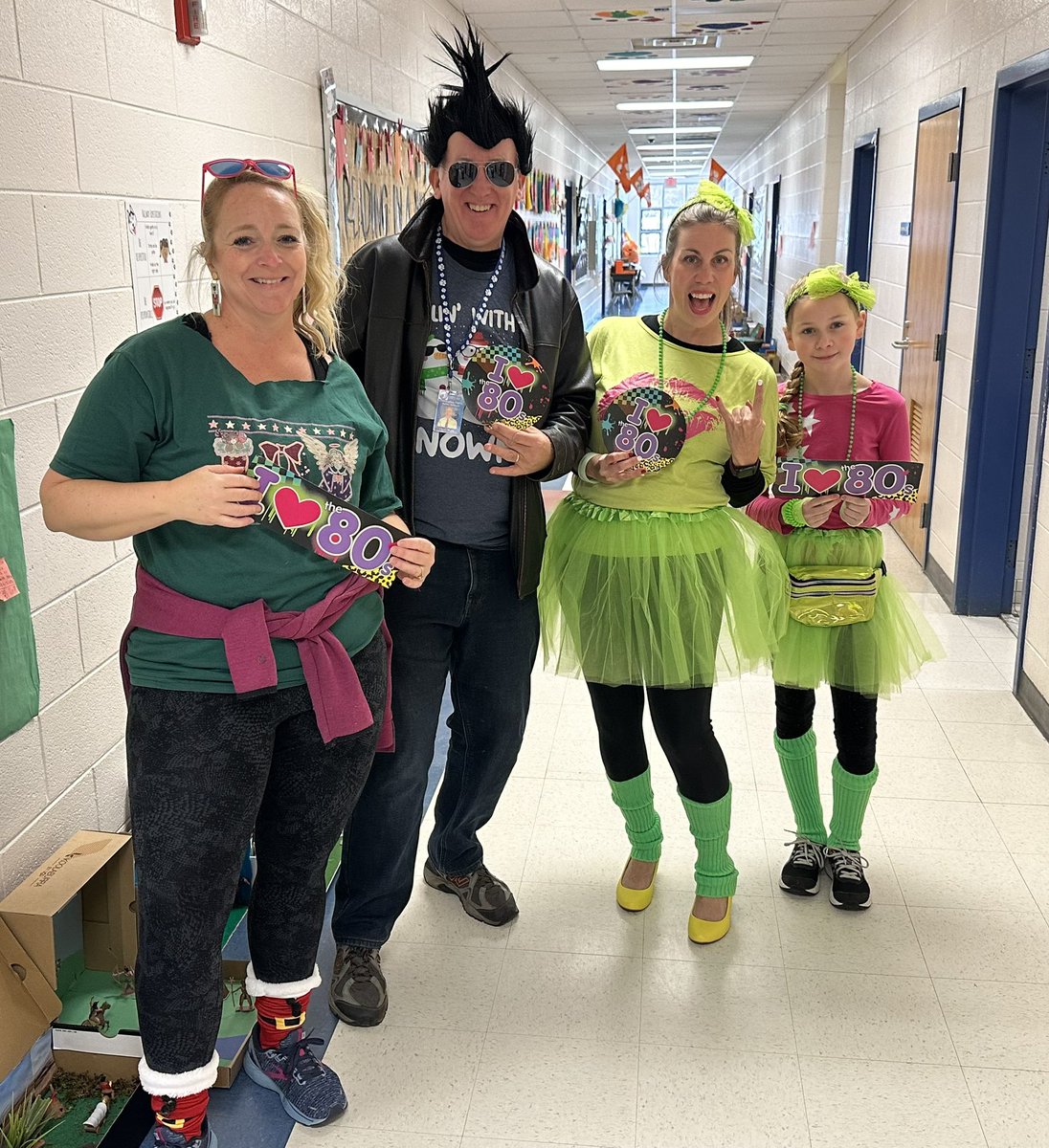 SpringRunSTEAM's tweet image. Celebrating back to the 1980’s for our 80th day of school! #springrunfun @ccpsinfo