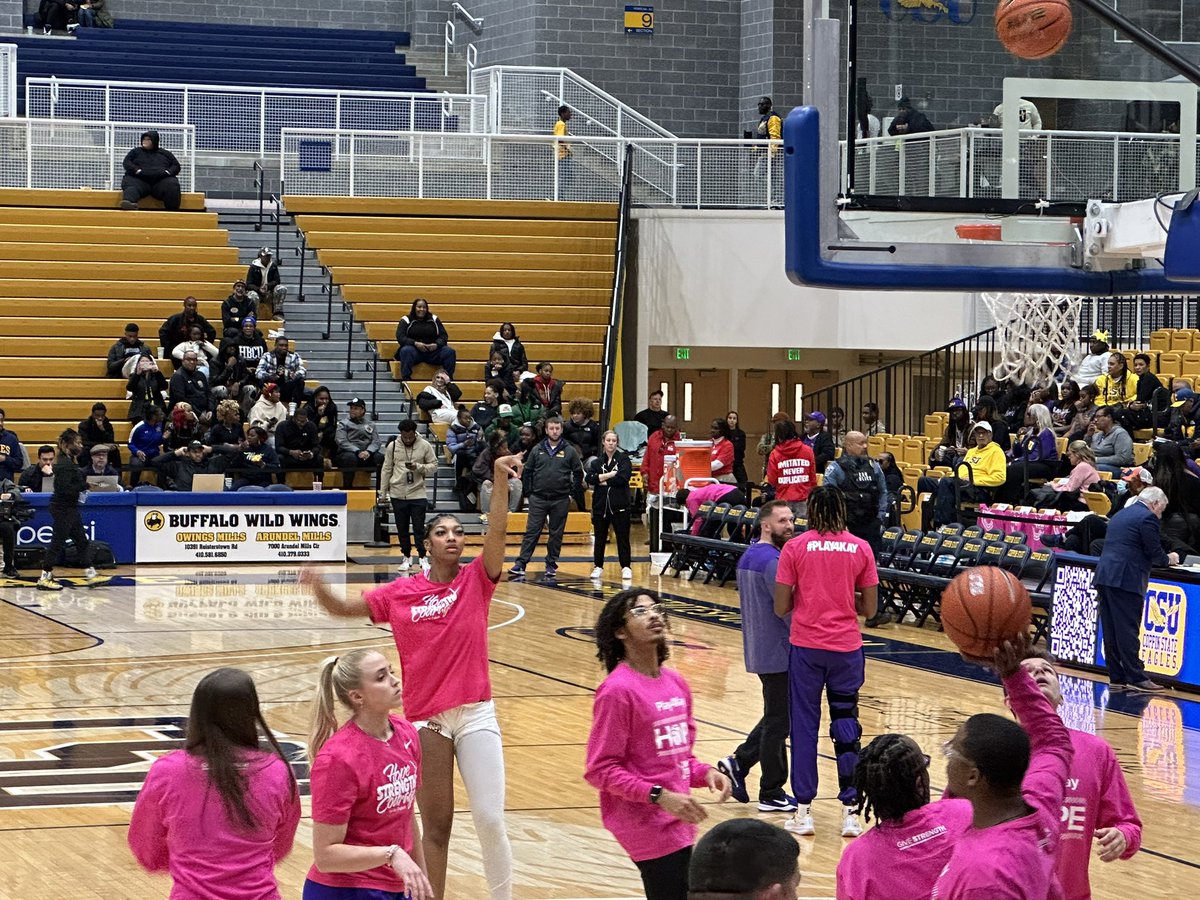 Rodneikka tweet media