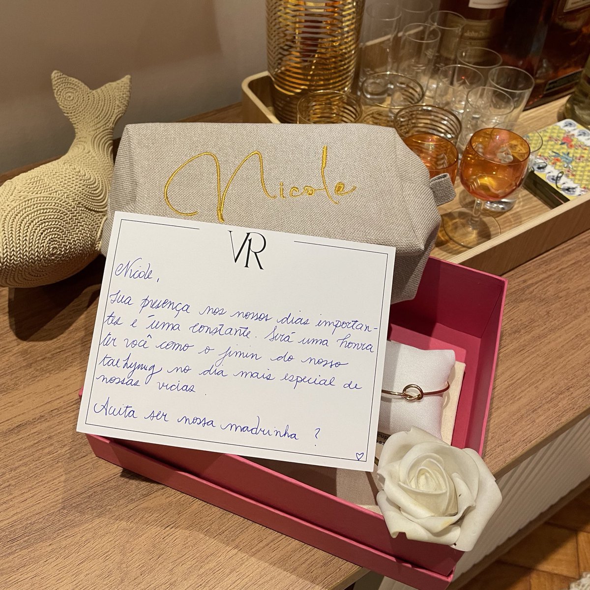 nicole tweet media