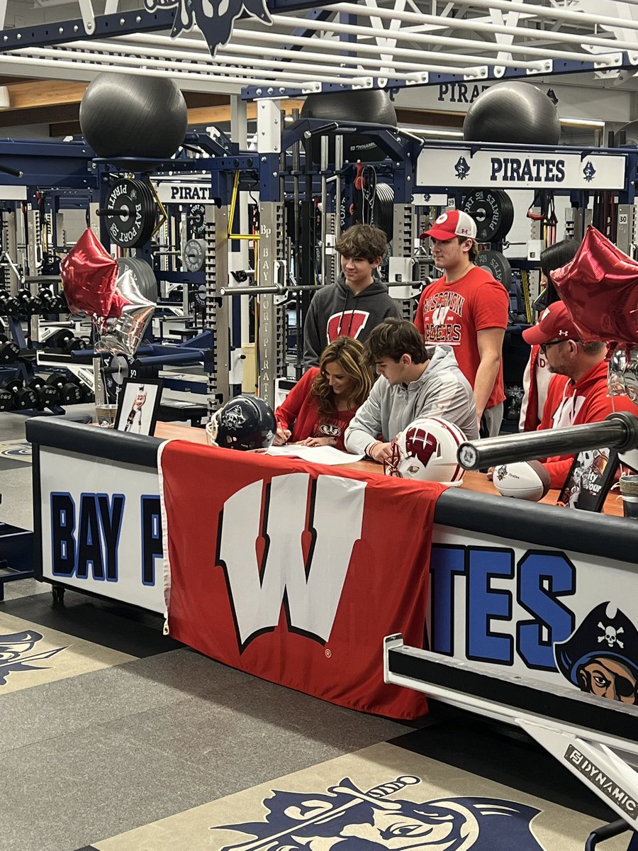 Bay Port Football player @landon_gauthier signing with Wisconsin Badgers today. Great player & even better person. #piratepride