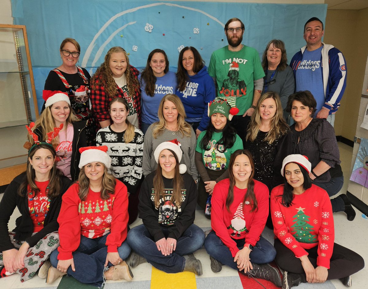 Happy Holidays!! We can't wait to see you next year! #bettertogetherd95 #empower95 #bulldogbest