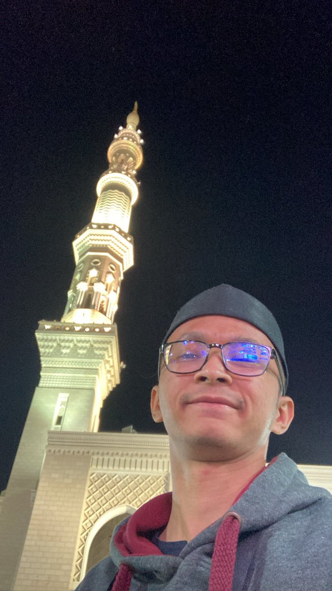 FarhanNazip's tweet photo. Selfie abah abah https://t.co/zjUyGFtwZU